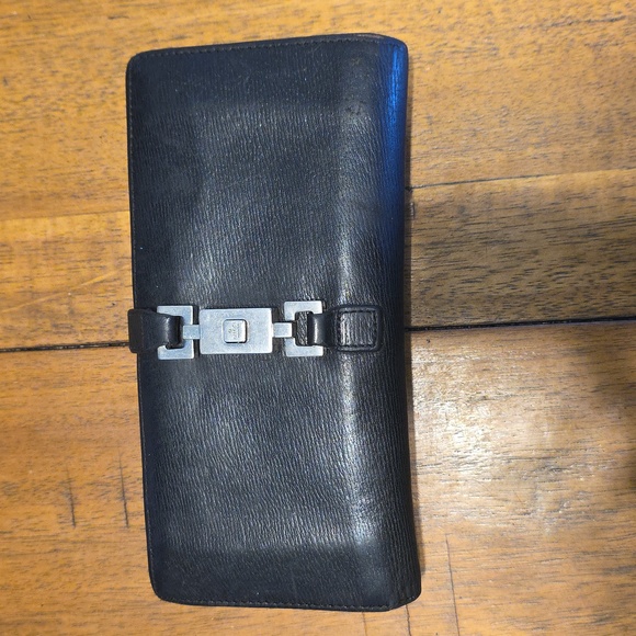 Gucci Jackie Black Leather Card Holder with Silver Accent - Picture 1 of 16